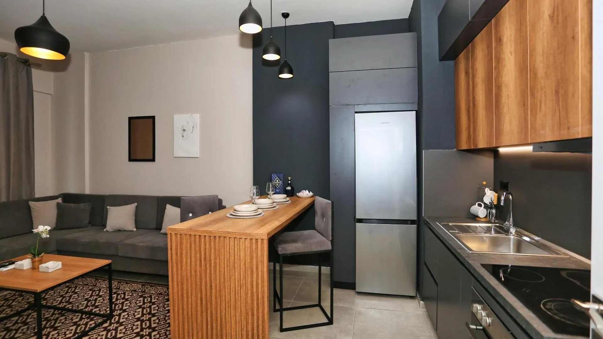 Luxurious Apartment Square 21 Tirana