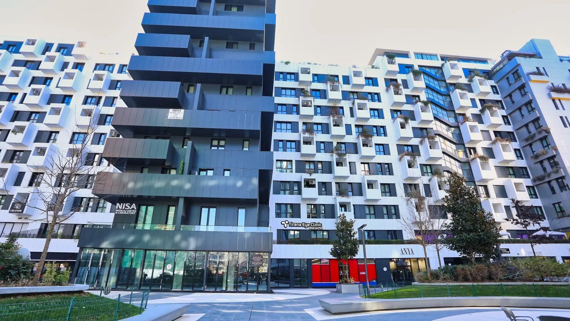 Luxurious Apartment Square 21 Tirana