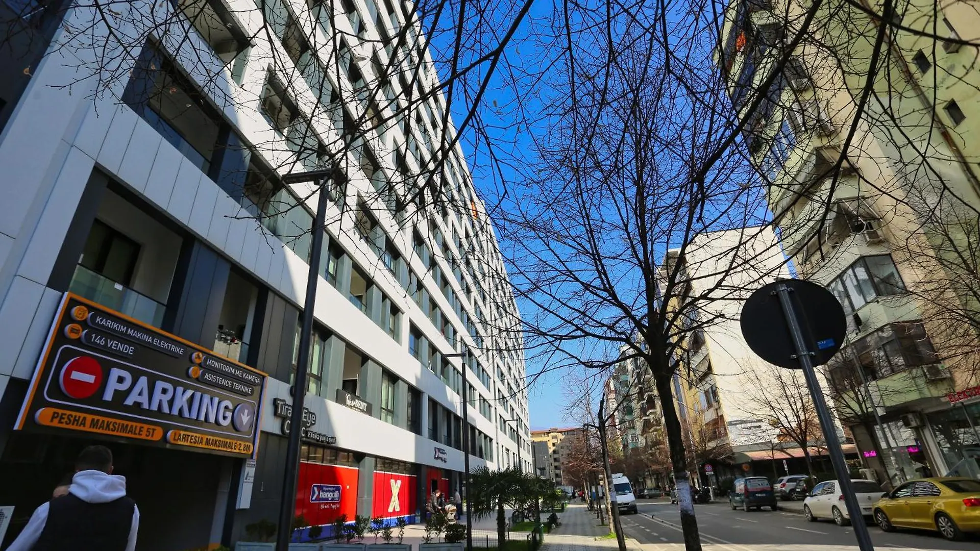 Luxurious Apartment Square 21 Tirana 0*,  Albánie